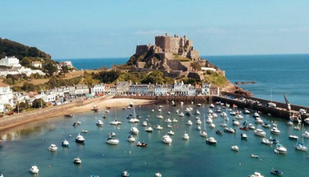 Wolters Rundreisen lädt Reisebüros zu Jersey-Webinar ein