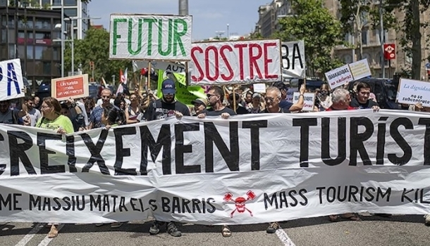 Alman seyahatçilerin bakış açısından aşırı turizm