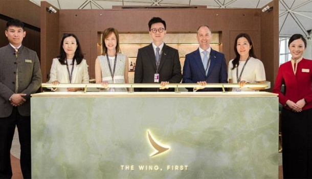 Cathay Pacific eröffnet neu gestaltete First-Class-Lounge ‘The Wing’ in Hongkong