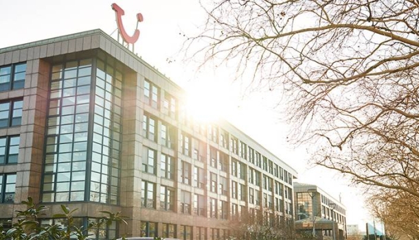 TUI güçlü bir ikinci çeyrek bekliyor, Orta Doğu’daki çatışma nedeniyle yıl tahminini düşürüyor