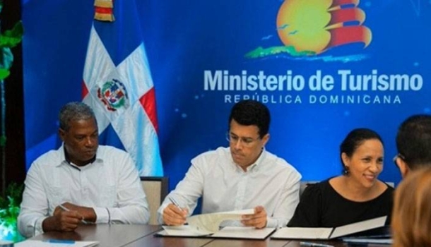 Dominikanische Republik modernisiert System für Reiseleiter
