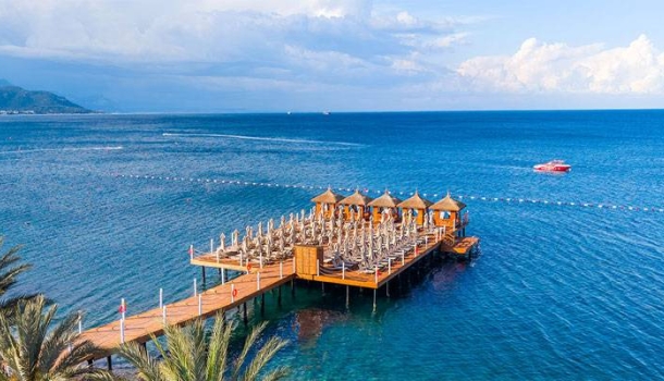 Corendon Hydros Club Kemer misafirlerini ağırlamaya başladı