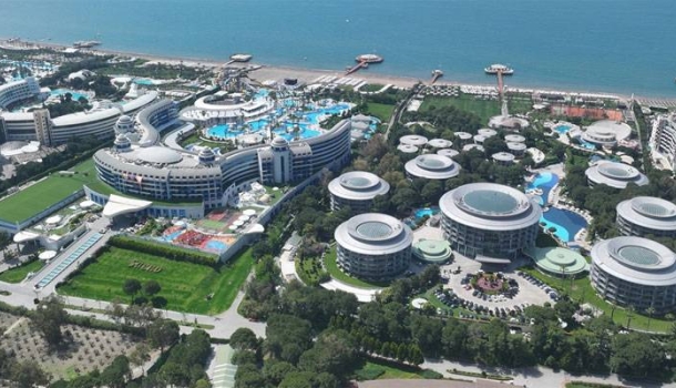 Turizm sektörü yüksek sezonda 2025 rakamlarını yakalamayı hedefliyor - Haberi Oku