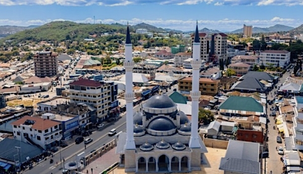 Tanzanya'da Osmanlı mimarisiyle bir cami - Haberi Oku