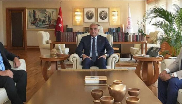 Bakan Ersoy ile Acun Ilıcalı turizm tanıtımında medyanın rolünü görüştü - Haberi Oku